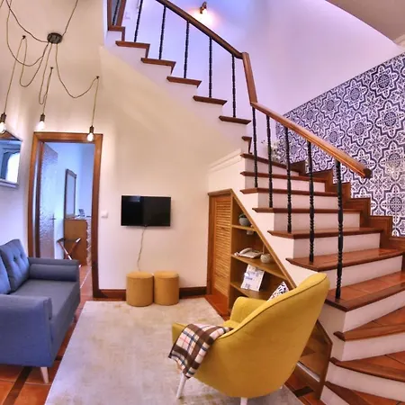 Francisco Martins Апартаменты Вила-Франка-ду-Кампу